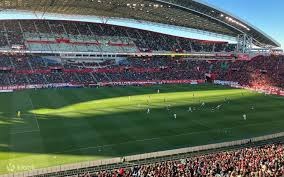 21点变种：单副牌与多副牌的策略差异。（黑杰克变体：单副牌与多副牌策略差异对比）