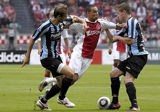 在足球的世 在足球的世