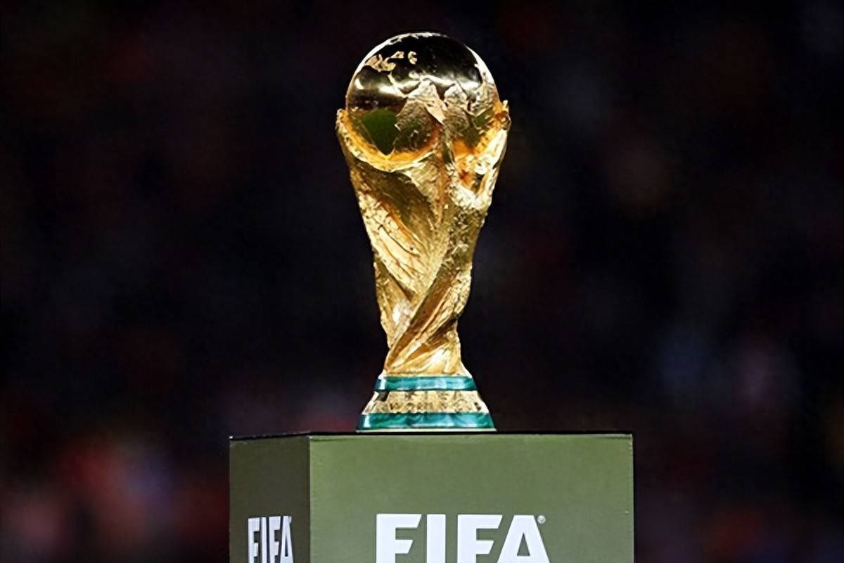 甲表现抢眼 甲表现抢眼